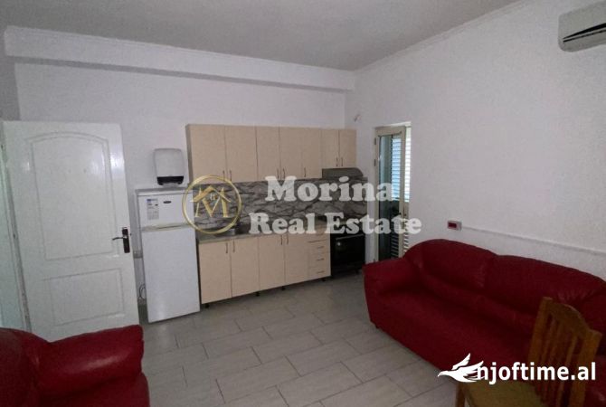 Shtepi me qera Shtepi Private ne Tirane, 2+1, Mobilimi E mobiluar, Pagesa 500  Euro.