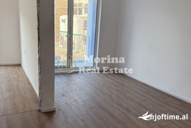 Shtepi ne shitje Apartament ne Tirane, 1+1, Mobilimi Bosh, pa mobiluar, Pagesa 69,000  Euro.