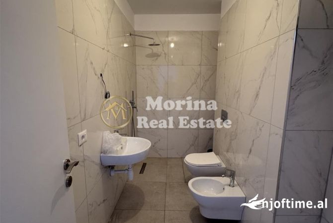 Ambient biznesi me qera 3+1 ne Tirane - 450 Euro