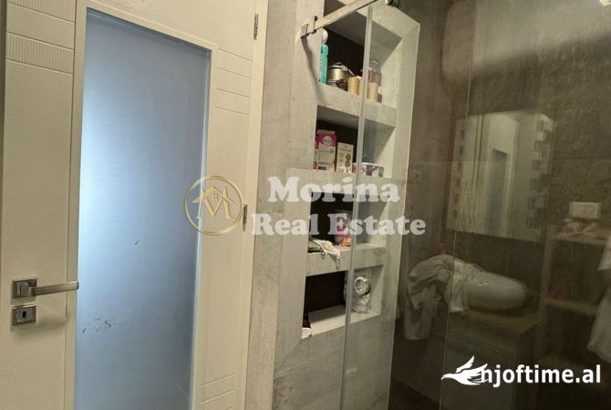 Shtepi ne shitje Apartament ne Tirane, 2+1, Mobilimi E mobiluar, Pagesa 206,000  Euro.