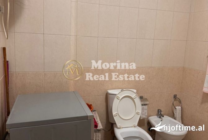 Shtepi ne shitje Apartament ne Tirane, 2+1, Mobilimi E mobiluar, Pagesa 125,000  Euro.
