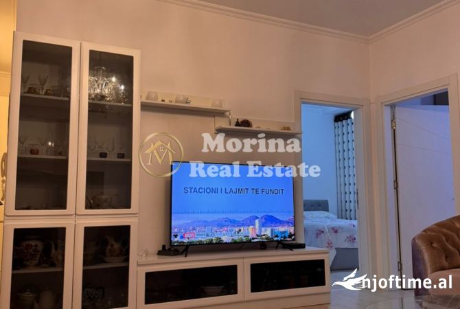 Shtepi ne shitje Apartament ne Tirane, 2+1, Mobilimi E mobiluar, Pagesa 125,000  Euro.