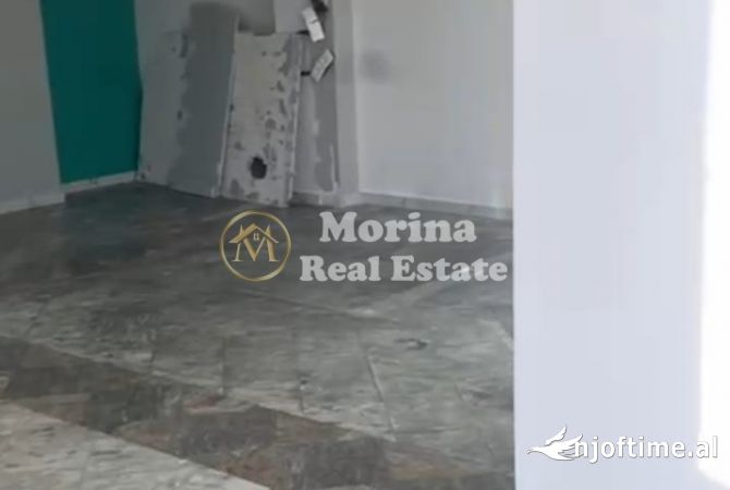 Ambient biznesi me qera 3+1 ne Tirane - 2,900 Euro