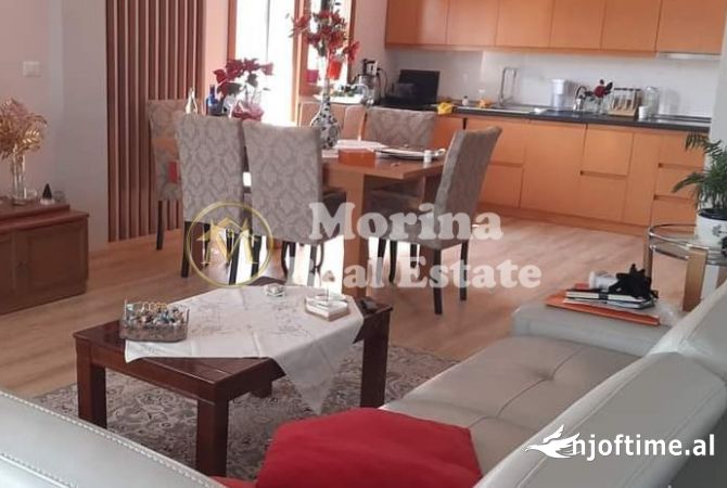 Shtepi me qera 2+1 ne Tirane - 580 Euro