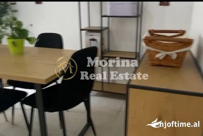 Shtepi ne shitje Shtepi Private ne Tirane, 2+1, Mobilimi Bosh, pa mobiluar, Pagesa 230,000  Euro.