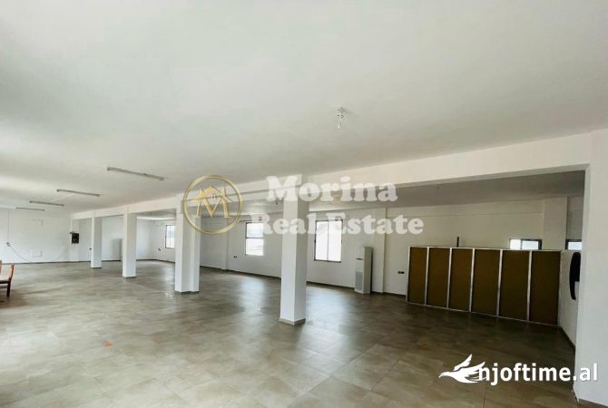 Ambient biznesi me qera 3+1 ne Tirane - 1,200 Euro