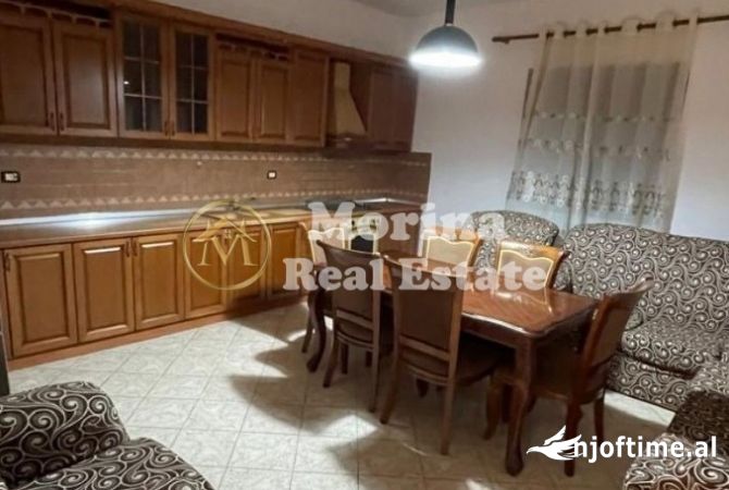 Shtepi me qera 2+1 ne Tirane - 400 Euro