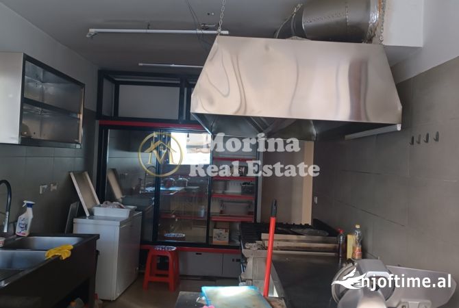 Ambient biznesi me qera 2+1 ne Tirane - 700 Euro