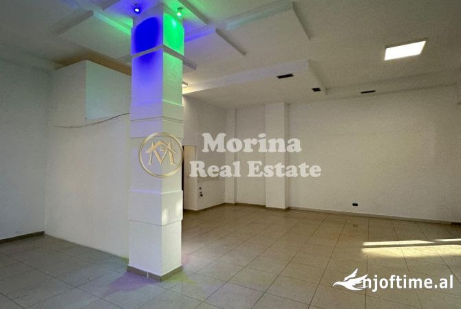 Qera, Ambient Biznesi, Rruga Bardhyl, 850 Euro/Muaj.