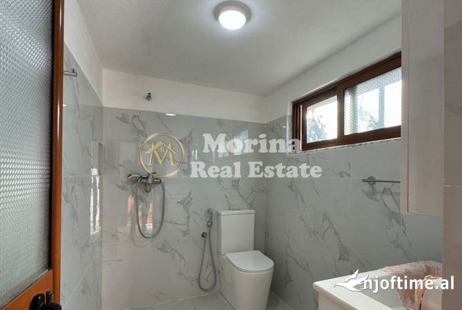 Shtepi ne shitje Vila Luksoze ne Tirane, 4+1, Mobilimi Bosh, pa mobiluar, Pagesa 300,000  Euro.