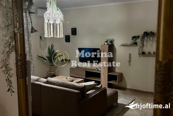 Shtepi me qera 2+1 ne Tirane - 650 Euro