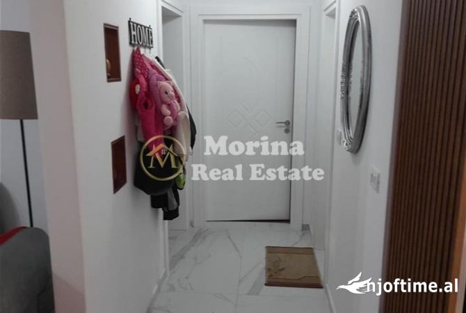 Shtepi me qera 2+1 ne Tirane - 400 Euro