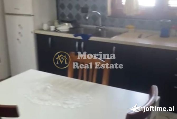 Shtepi me qera 2+1 ne Tirane - 400 Euro