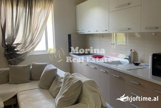 Shtepi ne shitje Apartament ne Tirane, 2+1, Mobilimi E mobiluar, Pagesa 100,000  Euro.