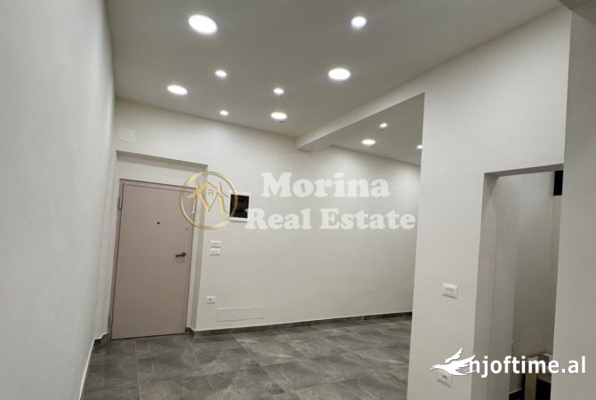 Shitet Ambient Biznesi/Dyqan, te Rruga Sulejman Delvina, 550000 Euro