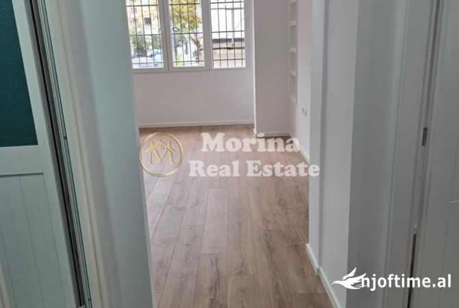 Shtepi ne shitje Apartament ne Tirane, 2+1, Mobilimi Bosh, pa mobiluar, Pagesa 120,000  Euro.