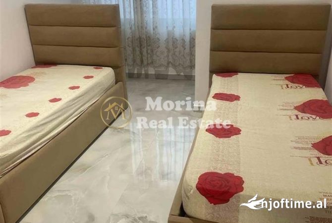 Shtepi me qera 2+1 ne Tirane - 400 Euro