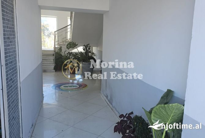 Ambient biznesi me qera 3+1 ne Tirane - 1,000 Euro