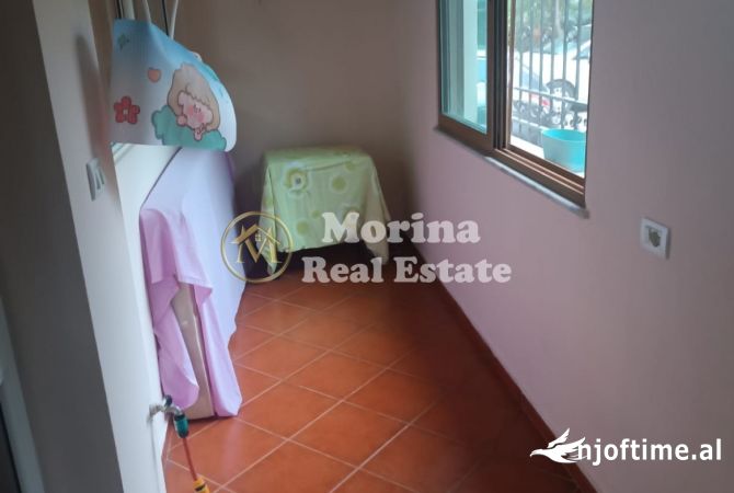 Shtepi me qera 2+1 ne Tirane - 650 Euro