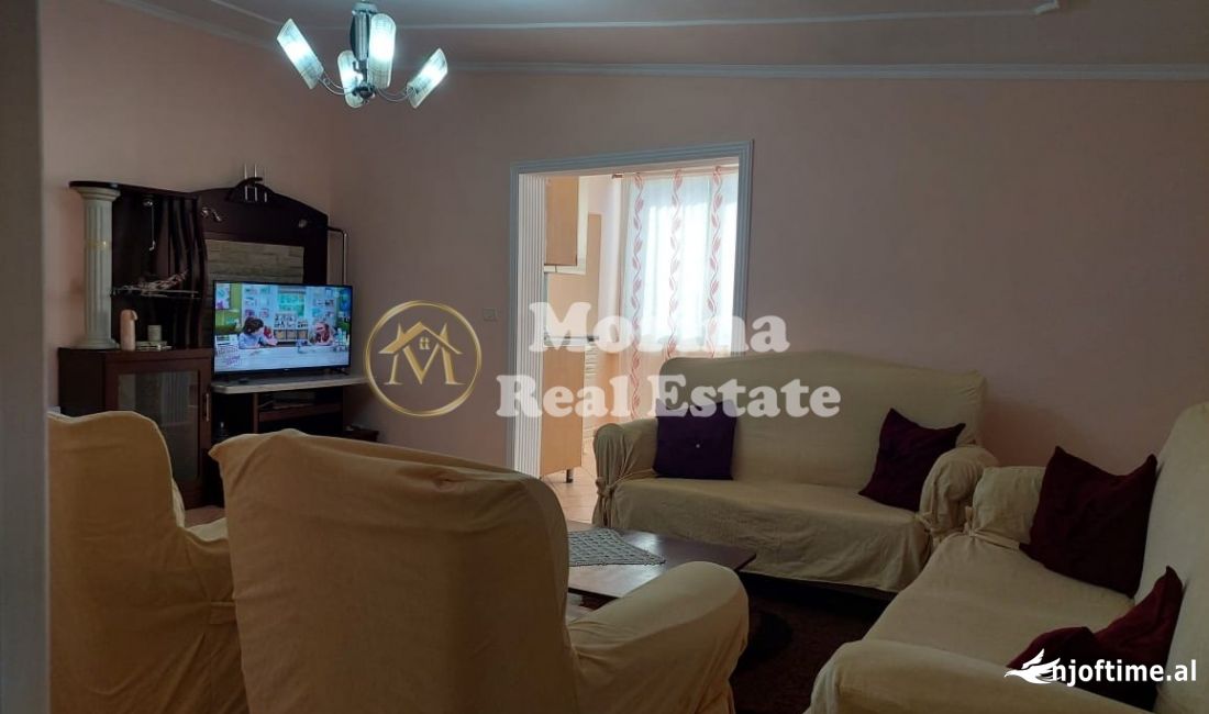 Shtepi ne shitje Apartament ne Tirane, 3+1, Mobilimi E mobiluar, Pagesa 135,000  Euro.