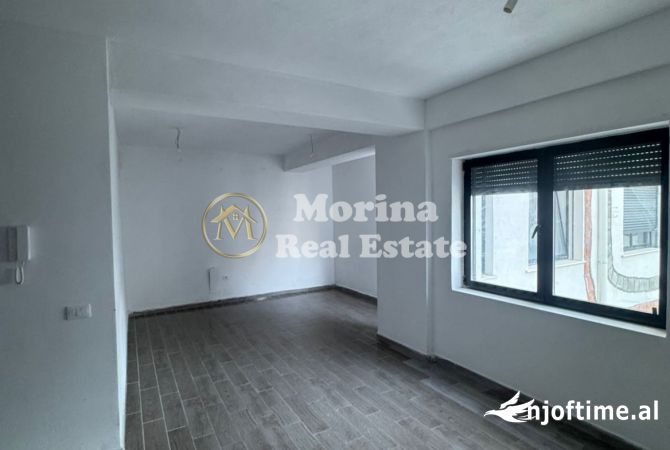 Shtepi me qera 2+1 ne Tirane - 450 Euro