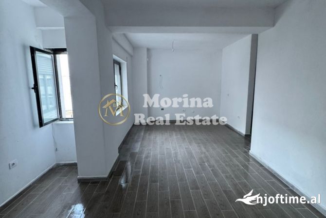 Shtepi me qera 2+1 ne Tirane - 450 Euro