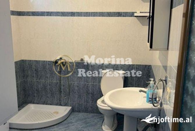 Shtepi me qera 2+1 ne Tirane - 450 Euro