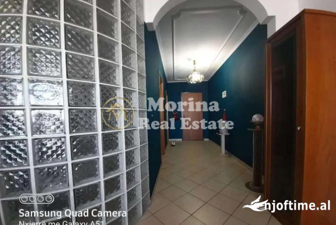 Shtepi me qera 3+1 ne Tirane - 800 Euro