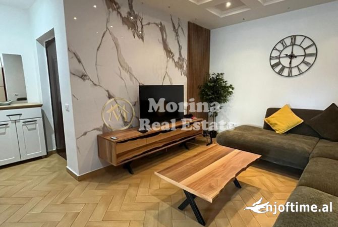 Shtepi me qera 2+1 ne Tirane - 800 Euro