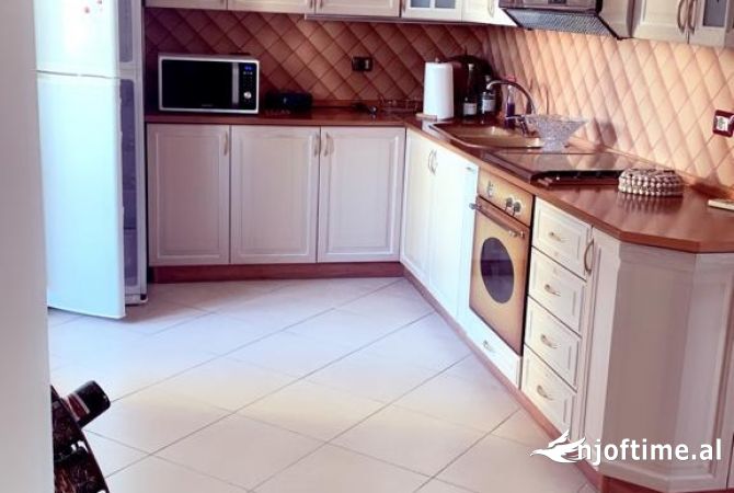 Apartment for rent in Tirana 2+1, Furnished