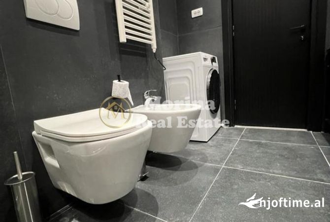 Shtepi me qera 2+1 ne Tirane - 1,500 Euro