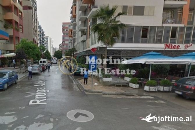 Ambient biznesi me qera 1+1 ne Tirane - 700 Euro