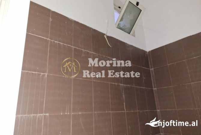 Qera, Ambient Biznesi, Astir , 700 Euro/Muaj.