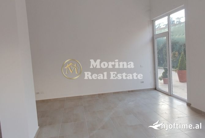Jepet me Qera Ambjent Biznesi, Rruga e Dibres 500 EURO