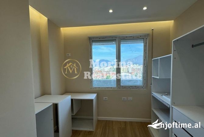 Shtepi ne shitje Apartament ne Tirane, 2+1, Mobilimi Bosh, pa mobiluar, Pagesa 162,000  Euro.