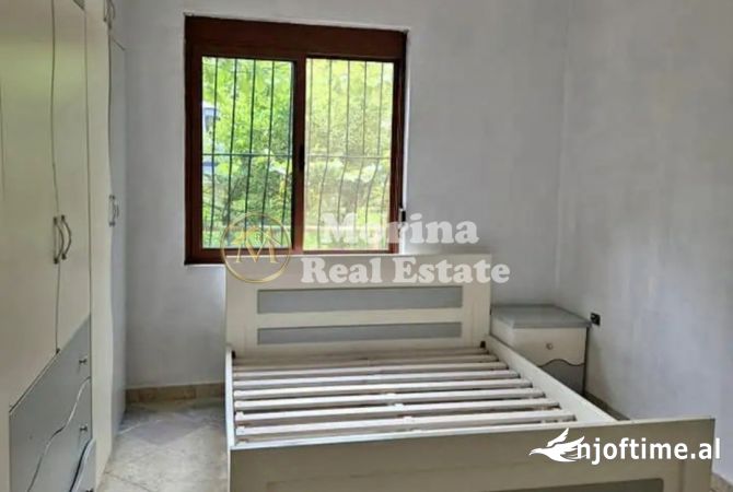 Shtepi me qera 3+1 ne Tirane - 400 Euro