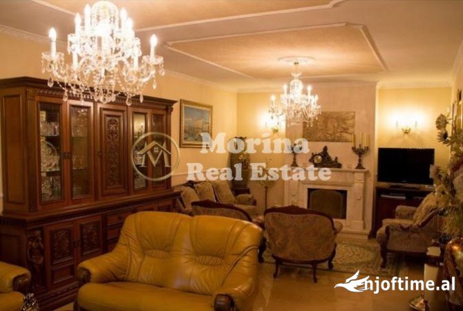 Shtepi ne shitje Vila Luksoze ne Tirane, 4+1, Mobilimi E mobiluar, Pagesa 800,000  Euro.