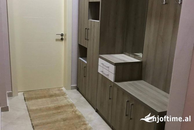 Shtepi me qera 2+1 ne Tirane - 450 Euro