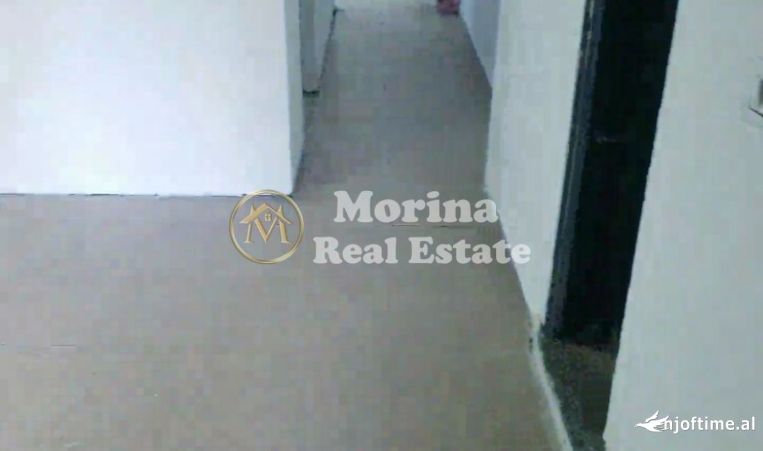 Ambjent biznesi tek blloku “Vasil Shanto”, 520 euro/muaj