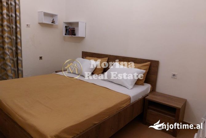Shtepi me qera 2+1 ne Tirane - 690 Euro