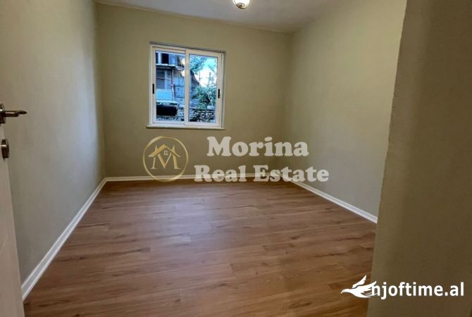 Shtepi ne shitje Apartament ne Tirane, 1+1, Mobilimi Bosh, pa mobiluar, Pagesa 86,000  Euro.