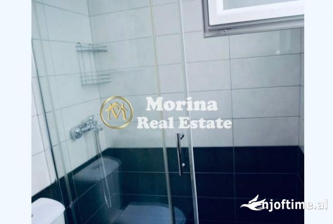 Shtepi me qera Shtepi Private ne Tirane, 3+1, Mobilimi E mobiluar, Pagesa 800  Euro.