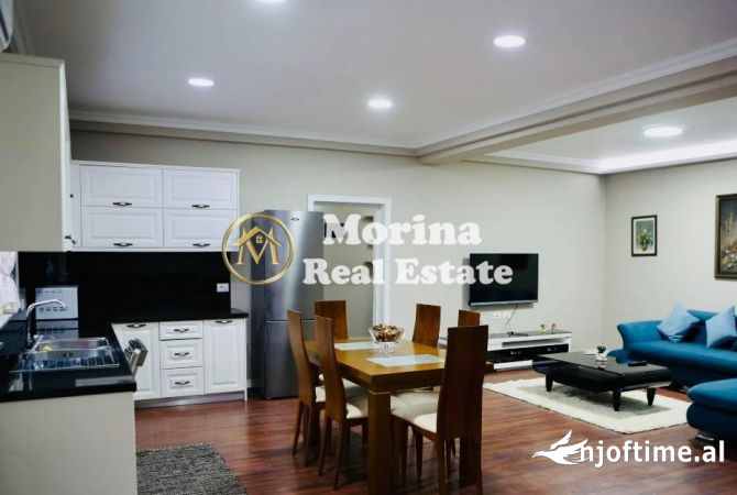 Shtepi me qera Shtepi Private ne Tirane, 3+1, Mobilimi E mobiluar, Pagesa 800  Euro.