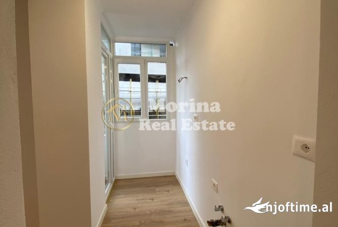 Shtepi ne shitje Apartament ne Tirane, 2+1, Mobilimi Bosh, pa mobiluar, Pagesa 185,000  Euro.