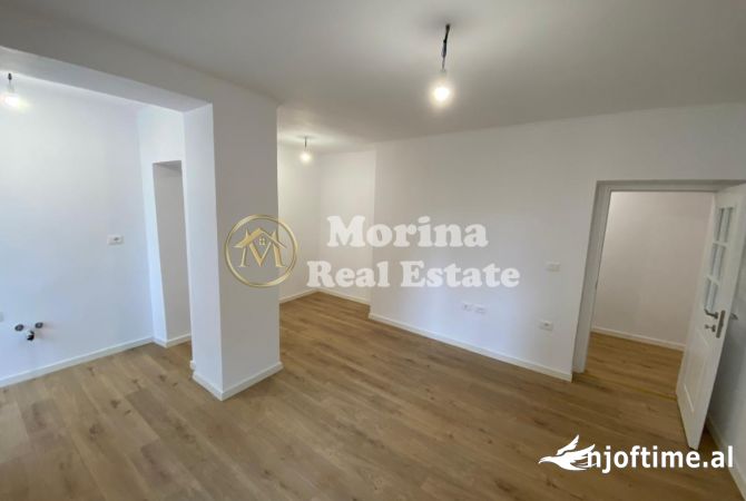 Shtepi ne shitje Apartament ne Tirane, 2+1, Mobilimi Bosh, pa mobiluar, Pagesa 185,000  Euro.