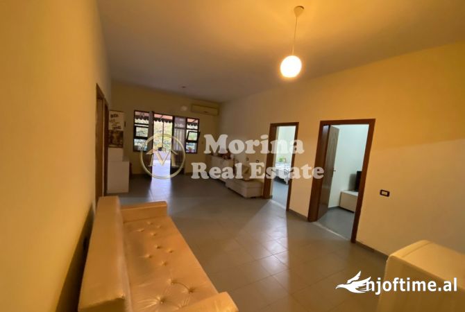 Private house for rent in Tirana 4+1, In Part
