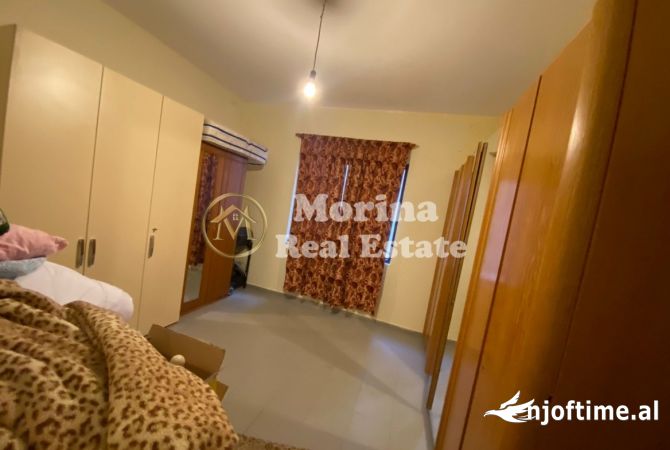 Shtepi me qera 4+1 ne Tirane - 700 Euro