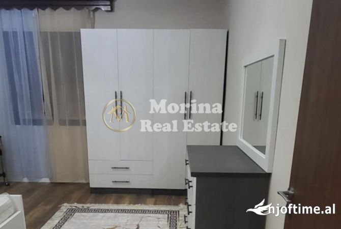 Shtepi me qera 2+1 ne Tirane - 800 Euro