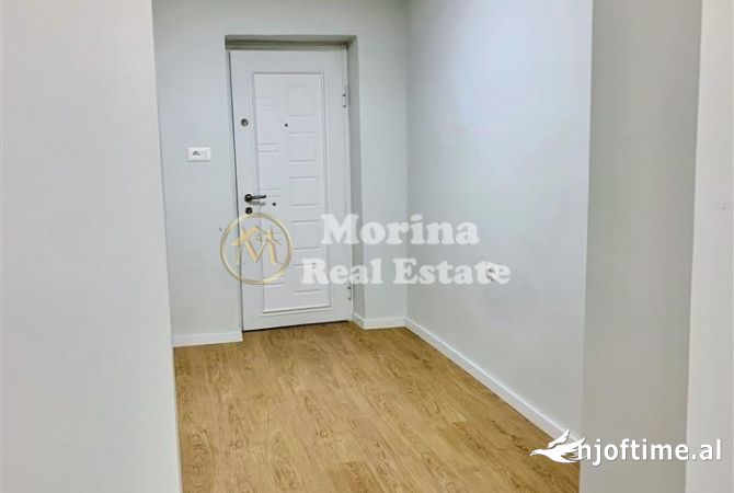 Ambient biznesi me qera 3+1 ne Tirane - 450 Euro