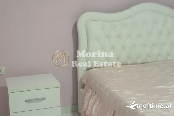 Shtepi me qera Shtepi Private ne Tirane, 3+1, Mobilimi E mobiluar, Pagesa 700  Euro.